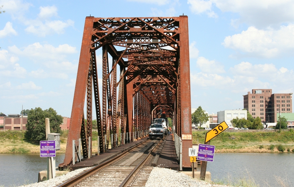 KCS crews working on the bridge